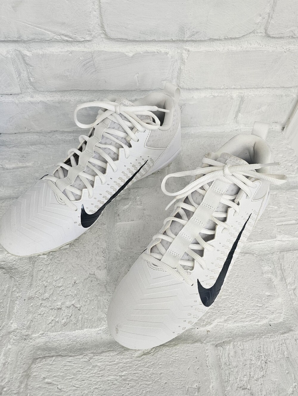 Nike Alpha Menace Pro 2 Football Cleats SIZE 11